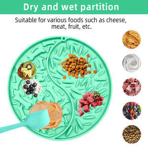 Tapis de léchage pour <span class=keywords><strong>chien</strong></span> <span class=keywords><strong>en</strong></span> silicone résistant à la chaleur, qualité alimentaire, assiette d'alimentation lente, anti-anxiété, vente <span class=keywords><strong>en</strong></span> gros, tapis apaisant pour chiens - Product Image 1