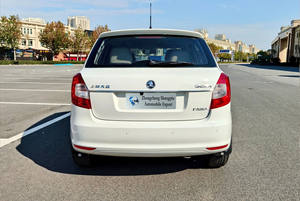 En vente voiture d'occasion <span class=keywords><strong>Skoda</strong></span> <span class=keywords><strong>Fabia</strong></span> Deluxe Edition 1.4L automatique FWD - Product Image 5