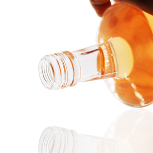 <span class=keywords><strong>Bouteille</strong></span> en verre personnalisée à <span class=keywords><strong>prix</strong></span> d'usine Brandy Whisky <span class=keywords><strong>Gin</strong></span> Flacon <span class=keywords><strong>de</strong></span> 750ml <span class=keywords><strong>Bouteille</strong></span> <span class=keywords><strong>de</strong></span> spiritueux en verre - Product Image 4