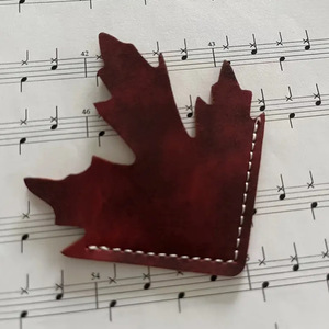 Cross-border spot PU leather maple <b>leaf</b> bookmarks, student notebook page dividers, <b>book</b> corner clips, simple retro maple <b>leaf</b> - Product Image 3