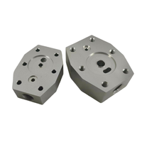 Bloque de Válvulas Hidráulicas de Aluminio, Pieza de Fresado de Precisión Octogonal, Anodizado Natural para Equipos Hidráulicos Industriales