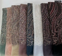 Tissu en dentelle brodée de perles et de sequins noirs faits à la main, de luxe, prix de gros, pour robe Abaya de mariage arabe, Dubaï