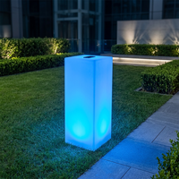 Lampadaire LED carré lumineux d'extérieur étanche avec télécommande, rechargeable, pour la Saint-Valentin, la cour et les événements
