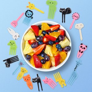 Hot Sales Fun Bento Box Picks Food Toothpicks Plastic Fruit Fork Sets Kids Fruit Picks Small animal Style