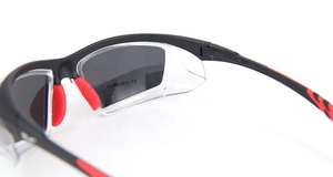 نظارات شمسية كلاسيكية TR90 بإطار أمان ومستقطبة رياضية عالية الجودة - Product Image 3