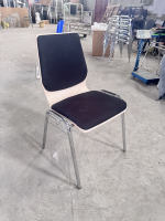 Chaise d'entraînement ergonomique moderne de haute qualité en contreplaqué durable avec tablette d'écriture pour l'utilisation en classe par les étudiants