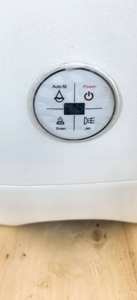 Silla de pedicura para masaje de cuero antiacetona de diseño moderno, silla de Spa, silla de manicura con LED con masaje de agua - Product Image 3