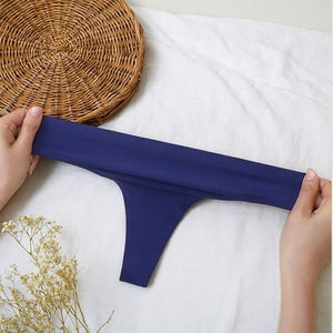 女性低ウエスト通気性ナイロンスポーツ裸ブリーフクロスボーダートレースレスアンダーウェアヨガ水泳シームレスタンガ - Product Image 2