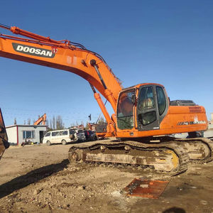 Excavadora Usada Doosan DX300, 85% Nueva, Fabricada en Corea con Componentes Principales: Motor y Bomba, 30 Toneladas, 157Kw - Product Image 1