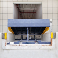 Plateformes de déchargement d'entrepôt, niveleurs de quai stationnaires, niveleurs de quai hydrauliques à lèvre pivotante, rampes de chargement de conteneurs pour camions