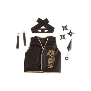 Set Ninja con Gilet, Maschera e 5 Armi - Product Image 1