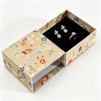Boîte à bijoux en carton rigide de style chinois vintage avec tiroir à perles pour collier, bague, boucles d'oreilles