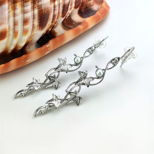 Prix de gros Argent Feuilles Crochet Boucles d'Oreilles Style Bohème Perle d'Eau Douce Incrustation Long Bijoux pour Femmes et Filles - Product Image 2