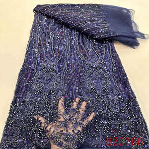 Nouveau style personnalisé <span class=keywords><strong>prix</strong></span> de gros <span class=keywords><strong>Chantilly</strong></span> et tissu de dentelle suisse à paillettes en cristal - Product Image 1