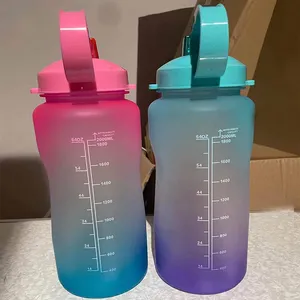 Grande Meio Galão Tritan material Esporte Bonito Garrafa De Água com Marcador De Tempo Palha BPA Livre Gradiente Multicolor Matte Water Jug