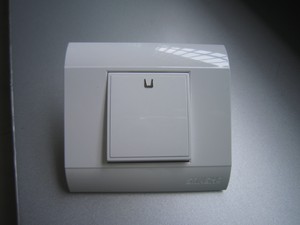 Nouvelle conception, interrupteurs et prises murales à bouton-poussoir standard UK/EU 250V 10A, interrupteurs électriques pour éclairage - Product Image 3