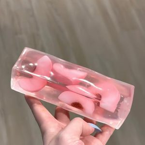Jouet à presser en silicone transparent en forme de gelée de fruits, cube de glace souple, anti-stress, pour la relaxation sur le bureau, cadeau - Product Image 1