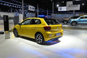 Para Volkswagen <span class=keywords><strong>Polo</strong></span> 2024 VW <span class=keywords><strong>Polo</strong></span> 5 puertas 5 asientos coche de tracción delantera auto pequeño vehículo de <span class=keywords><strong>segunda</strong></span> <span class=keywords><strong>mano</strong></span> coche para la venta - Product Image 4