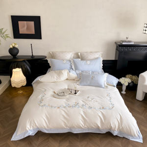 <span class=keywords><strong>Set</strong></span> di Biancheria da Letto 4 Pezzi 100% Cotone con Federe Ricamate in Pizzo e Lenzuolo Piatto 100TC Motivo Floreale - Product Image 1