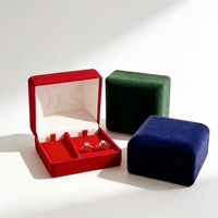 Boîte de rangement pour bijoux du fabricant, en velours floqué, carrée, à double compartiment, avec couvercle rabattable, compacte, rouge, verte, marine, fabriquée en Chine pour la vente au détail