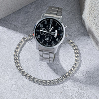 Coffret Cadeau 4 Pièces pour Homme : Montre, Bracelet, Collier et Bague en Acier Inoxydable Argenté – Style Affaires, Mouvement Quartz
