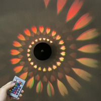 Lampe murale à LED d'extérieur 3W motif coeur d'amour étanche IP65 lampe murale décorative étoile cercle d'amour motif paon lampe murale RGB