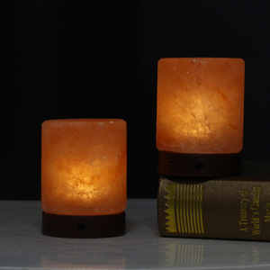 <span class=keywords><strong>Lampe</strong></span> <span class=keywords><strong>de</strong></span> nuit décorative à chargement USB <span class=keywords><strong>Lampe</strong></span> à <span class=keywords><strong>sel</strong></span> <span class=keywords><strong>en</strong></span> <span class=keywords><strong>pierre</strong></span> naturelle <span class=keywords><strong>Lampe</strong></span> à <span class=keywords><strong>sel</strong></span> <span class=keywords><strong>en</strong></span> cristal <span class=keywords><strong>de</strong></span> <span class=keywords><strong>l</strong></span>'<span class=keywords><strong>Himalaya</strong></span> pour la maison et les cadeaux - Product Image 3