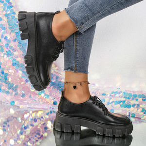 รองเท้าส้นกลางแบบผูกเชือกสไตล์อังกฤษ พื้นหนา ไซส์ใหญ่ สำหรับผู้หญิง ขายส่ง รุ่นใหม่ประจำฤดูใบไม้ร่วง - Product Image 4