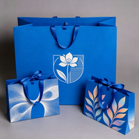 Tas Hadiah & Kerajinan dengan Pegangan Kertas Berlapis, Kertas Seni, Embossing, Tas Kertas Vanishing, Karton Ekspor Standar, Logo Kustom