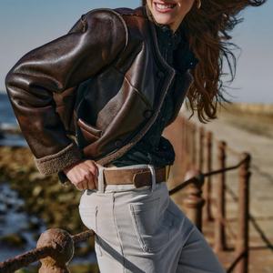 Chaquetas de Mujer de PU Estilo Vintage, Cuero Sintético Realista, Gruesas y Cálidas, Prendas Exteriores Casuales, Perfectas para Otoño e Invierno - Product Image 1