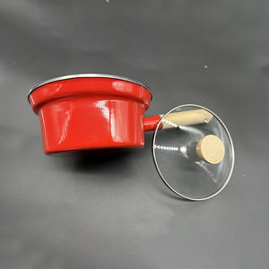 Utensilios de cocina para el hogar Olla <span class=keywords><strong>Ollas</strong></span> de alcaravea Tazón esmaltado <span class=keywords><strong>Ollas</strong></span> de leche con mango de madera - Product Image 4