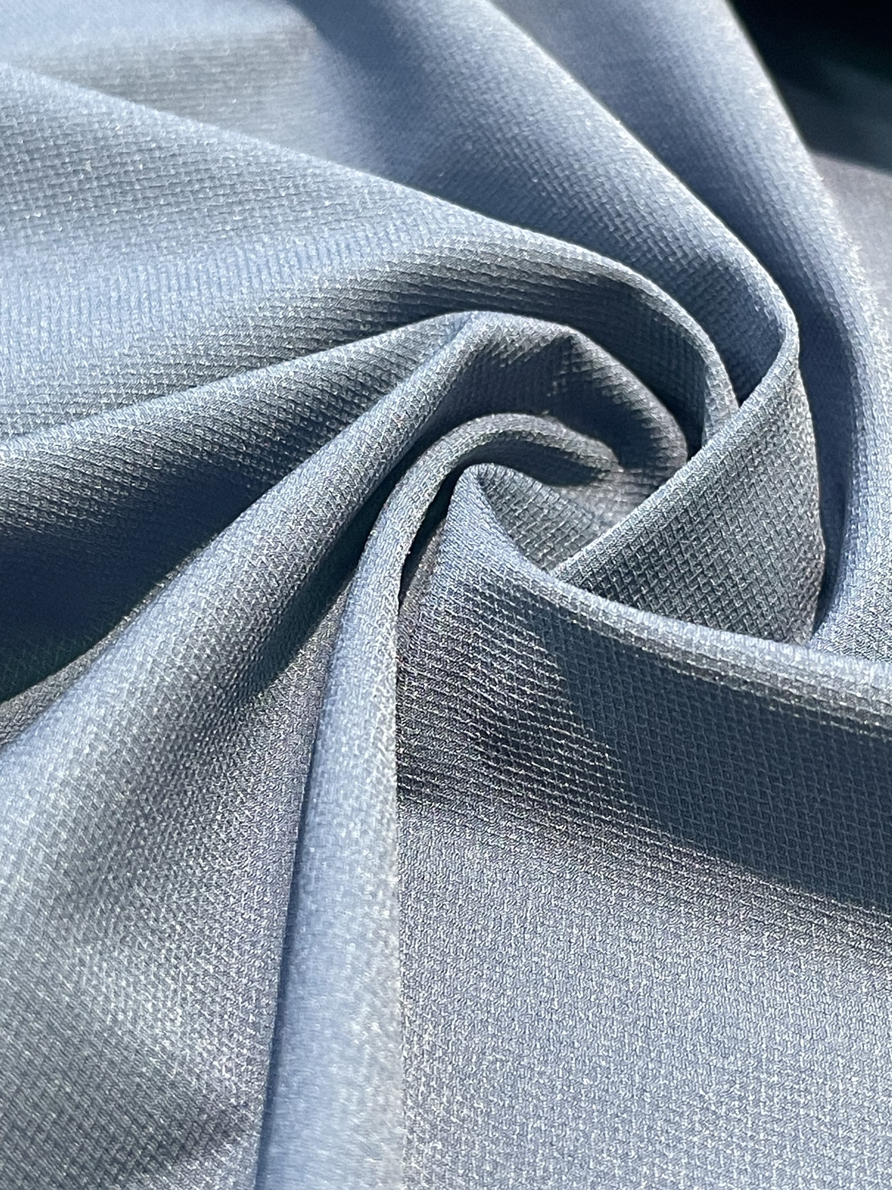 100% Pure Polyester Woven Fabric 115GSM 155CM Width Textile Wholesale