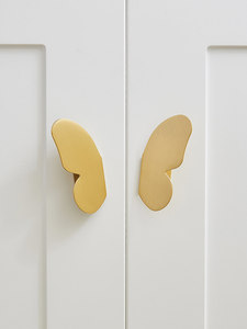 Butterfly-Shaped Brushed Brass Cabinet Handles for Wardrobe <strong>Doors</strong> Drawers Cupboards Shoe Cabinets - Product Image 5