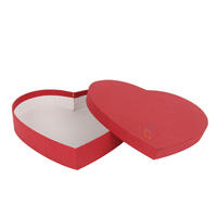 Boîte cadeau en carton rigide en forme de cœur de luxe, écologique, recyclable, avec logo personnalisé, fermeture magnétique et ruban