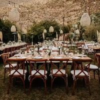 Chaise de mariage à dossier croisé en résine imitation bois durable de style ferme classique pour événements de banquet