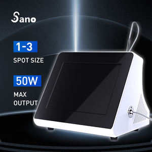 Les médecins utilisent un laser à diode 980nm pour l'élimination vasculaire - Product Image 3