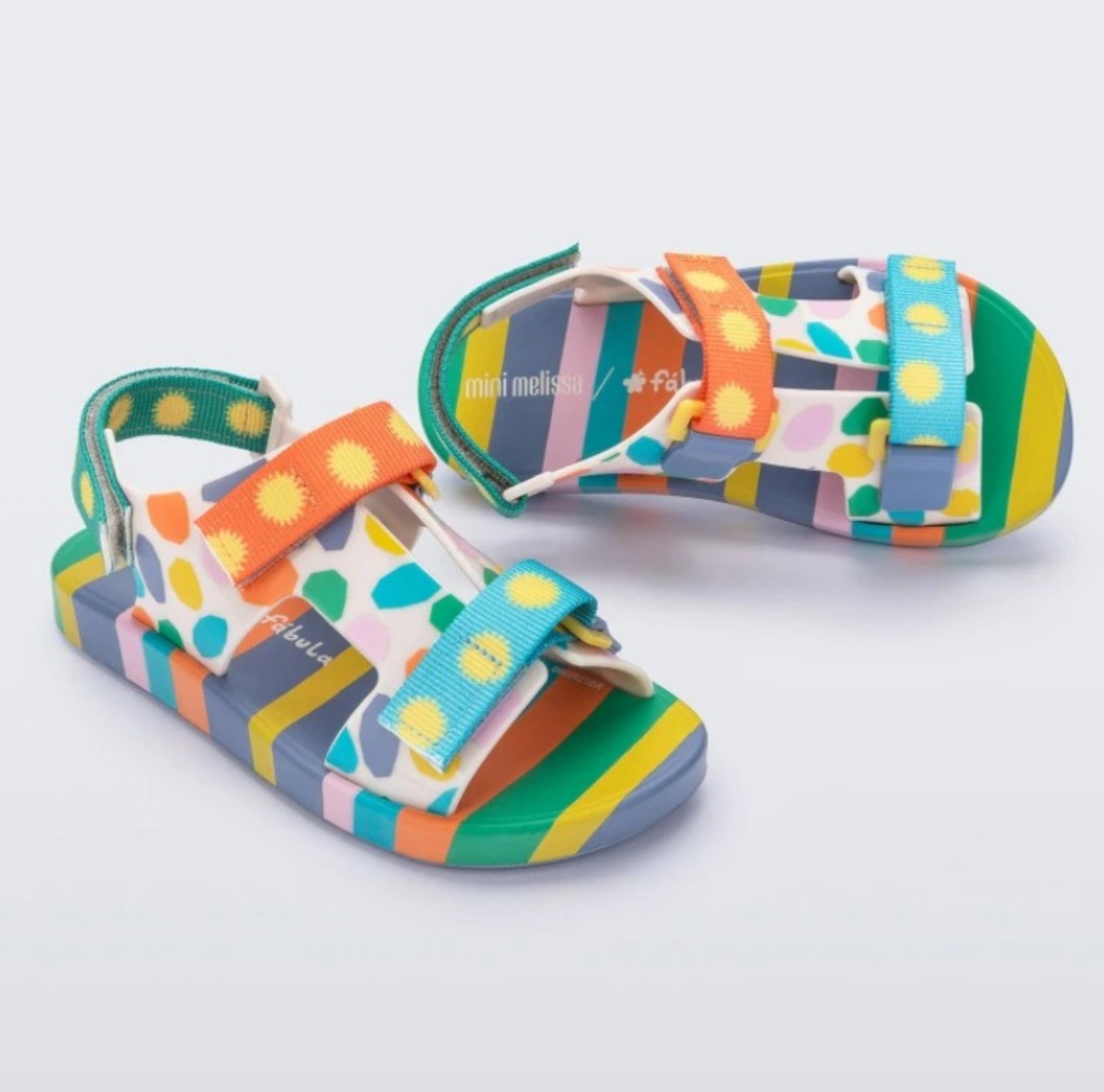 Venta caliente para niños Zapatos de niña Última lindas sandalias de los  niños - China Zapatos de moda y el algodón Sandalia zapatillas niños precio