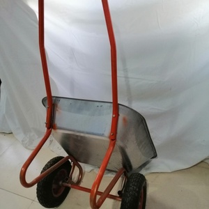 <span class=keywords><strong>Brouette</strong></span> WB6404 de 110 L avec plateau en acier galvanisé et double roue – Approvisionnement direct usine - Product Image 4