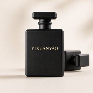 Botella <span class=keywords><strong>de</strong></span> Perfume Cuadrada <span class=keywords><strong>de</strong></span> Vidrio Negro Mate <span class=keywords><strong>de</strong></span> 50 ml, Botella <span class=keywords><strong>de</strong></span> Spray Vacía, Logotipo Personalizado, Botella <span class=keywords><strong>de</strong></span> Fragancia <span class=keywords><strong>de</strong></span> Lujo, Botella <span class=keywords><strong>de</strong></span> Perfume - Product Image 4
