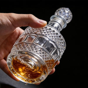 Decanter per Vino in Cristallo Extra Bianco di Alta Qualità Personalizzato per Bar o Feste - Product Image 4