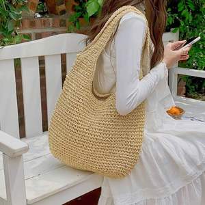 2025 New Spring and <b>Summer</b> Large Capacity Laptop Beach <b>Bag</b> New Style Straw Tote Shoulder <b>Bag</b> with Zip Closure Polyester Lining - Product Image 1