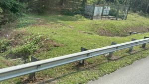 Sistema de Barreras de <span class=keywords><strong>Seguridad</strong></span> <span class=keywords><strong>Vial</strong></span> ROADSAFE con Postes y Tornillos de Acero Inoxidable Galvanizado Q235 - Unidad Completa para <span class=keywords><strong>Seguridad</strong></span> <span class=keywords><strong>Vial</strong></span> - Product Image 6