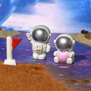 Resin Mini Space <b>Astronaut</b> Figurine Miniatures for Aviation Landscape Decorations Tiny Spaceman Charm Ornaments DIY Accessories - Product Image 4