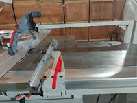 Nouvelle Scie à Panneaux Coulissante CNC 2026 avec Guide Intégré pour Découpe Informatisée
