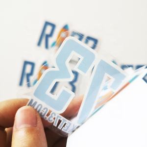 สติกเกอร์พีวีซีไวนิล<span class=keywords><strong>พื้น</strong></span><span class=keywords><strong>หลัง</strong></span>แบบใสกันน้ำทนรังสียูวีสำหรับ<span class=keywords><strong>งาน</strong></span>กลางแจ้งพิมพ์ลายปรับ<span class=keywords><strong>แต่ง</strong></span>ได้สติกเกอร์ใสตัดโลโก้ได้ - Product Image 1