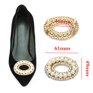 Runner Teen Girl Regalo Decorativo Metallo Zapato Hebilla di Strass Alfabetos Cordones Encantos para personalizar - Product Image 1