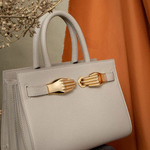 Dark Red Durable Metal Custom Designer Soft <strong>Strap</strong> <strong>Shoulder</strong> Tote Ladies Fashionable Evening square Small Mini 2024 Custom Handbag - Product Image 6