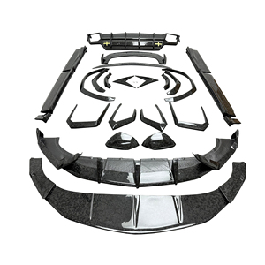 Kit de Conversión de Carrocería Estilo Topcar en Fibra de Carbono Forjada, Capó, Labio Delantero, Alerón Trasero, Difusor Trasero para Lambo URUS 2018-2019 - Product Image 1
