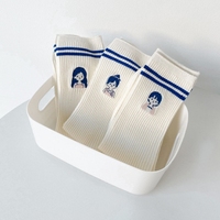 Chaussettes en coton brodées à rayures bleues et blanches pour filles, chaussettes décontractées mignonnes et tendance pour femmes, chaussettes de sport en gros