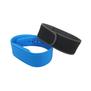 F08 / TK4100 отслеживание детей RFID силиконовый браслет - Product Image 4